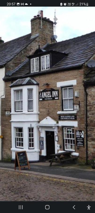 The Angel Inn Олстън Екстериор снимка